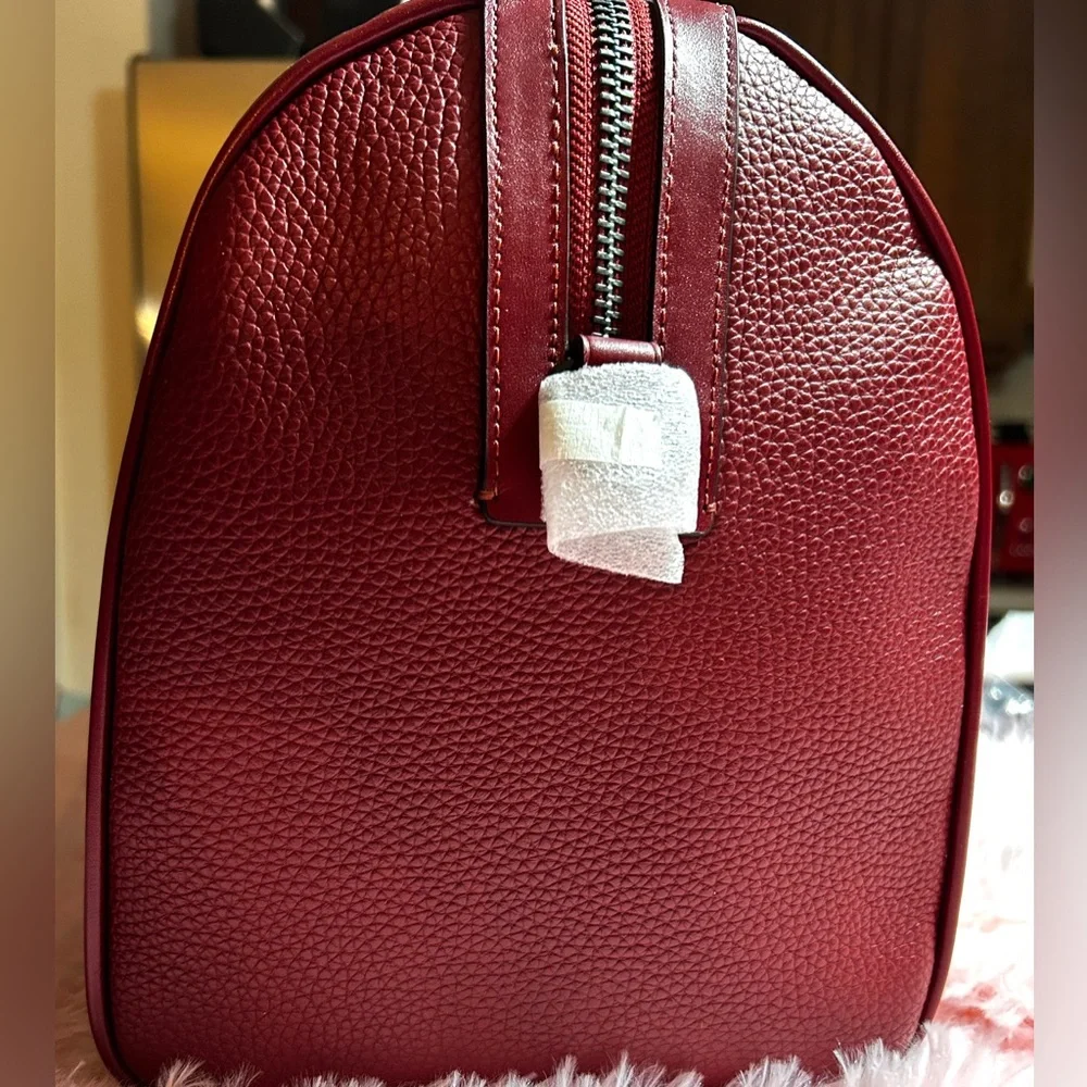 COACH GOTHAM DUFFLE 45/DARK RUBY - Picture 4 of 11